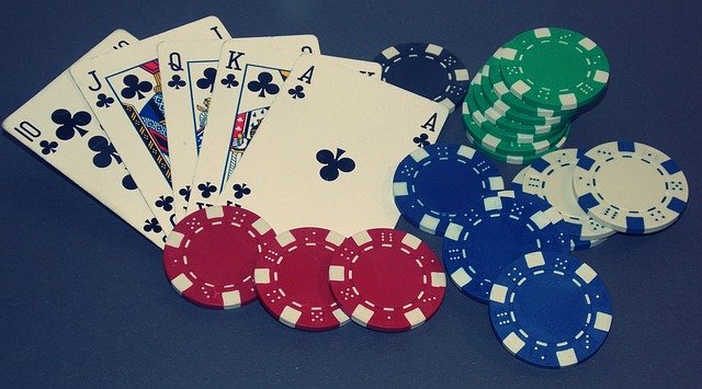 Why Slots Staple In Online Casinos ?